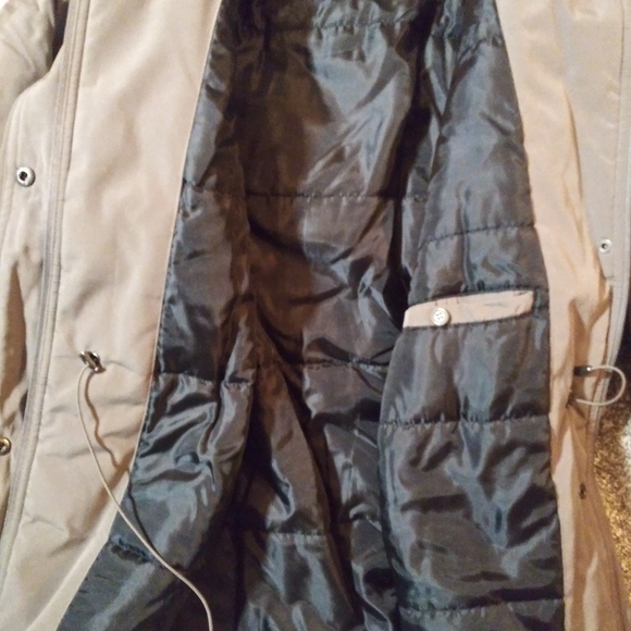 Winter coat - Picture 3 of 4